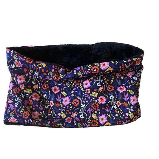 Floral skeleton fleece lined snood