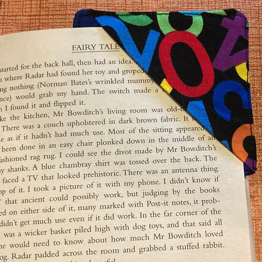 Teacher gift corner bookmarks